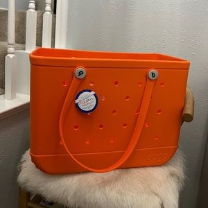 NWT Orange you glad XL bogg bag